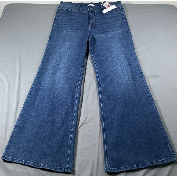 Sofia Jeans by Sofia Vergara Denim - Sofia Jeans by Sofia Vergara Margot Wide Leg High Rise Dark Wash Denim Size 16